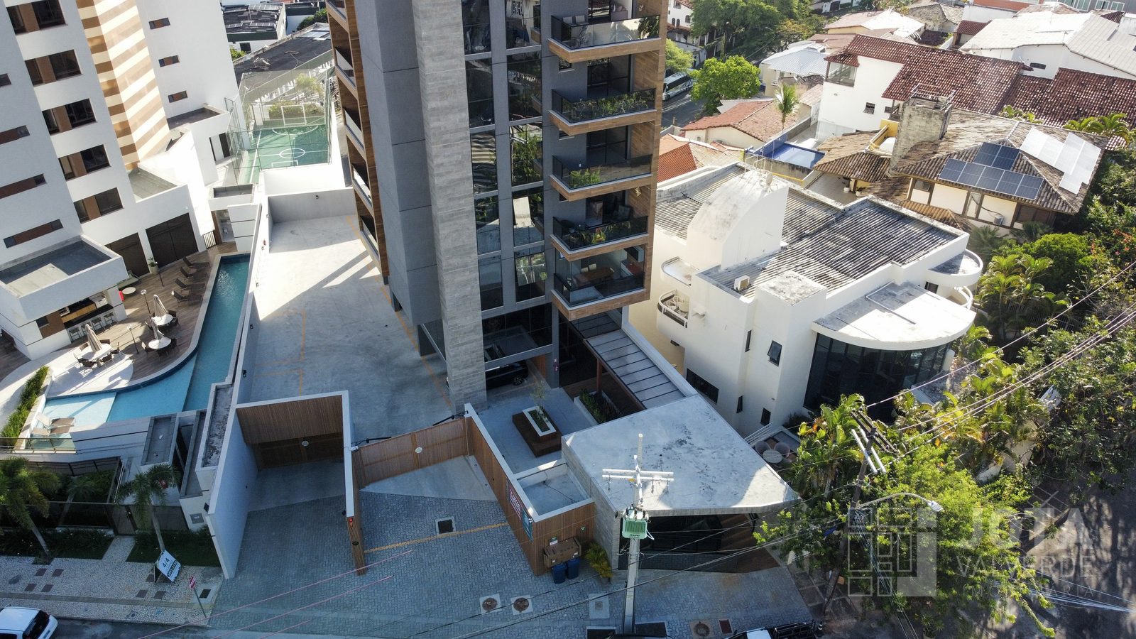 Vista aérea do Hype Concept Home na Alameda dos Sombreiros, Caminho das Árvores, Salvador